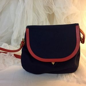 Tha Cutest Lil Purse